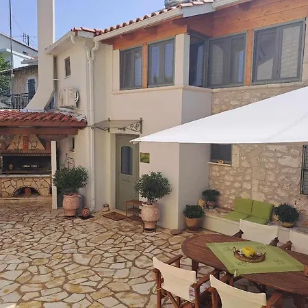 La Casa Di Bella A Tradional Stone House With Barbecue Holiday home Karia (Lefkada)