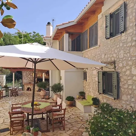 La Casa Di Bella A Tradional Stone House With Barbecue Nyaraló *