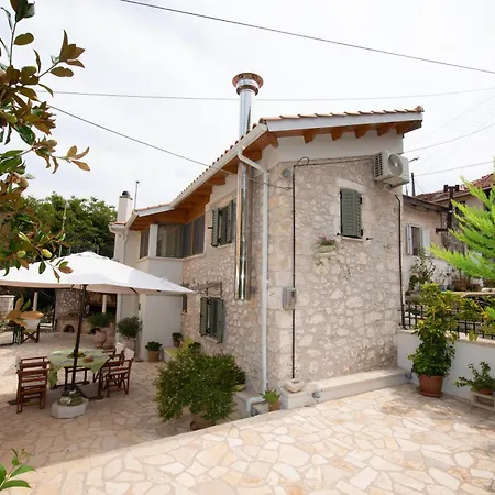 La Casa Di Bella A Tradional Stone House With Barbecue * Karia (Lefkada)