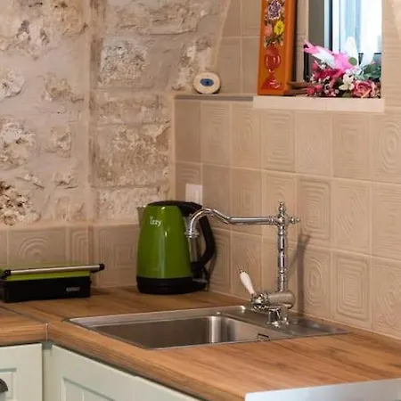 La Casa Di Bella A Tradional Stone House With Barbecue