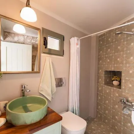 La Casa Di Bella A Tradional Stone House With Barbecue Kariá