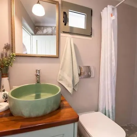 Ferienhaus La Casa Di Bella A Tradional Stone House With Barbecue Kariá