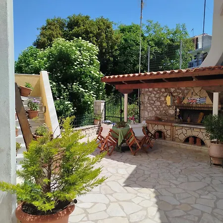 La Casa Di Bella A Tradional Stone House With Barbecue Ferienhaus