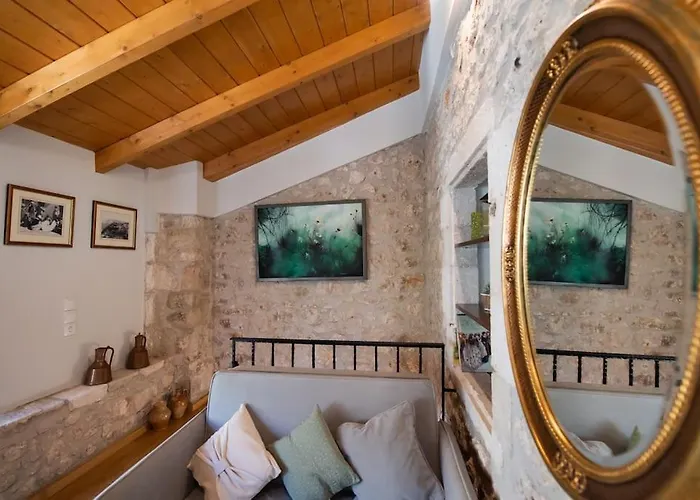 La Casa Di Bella A Tradional Stone House With Barbecue