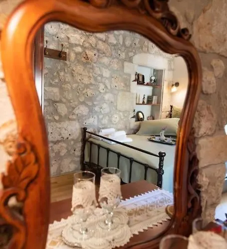 La Casa Di Bella A Tradional Stone House With Barbecue Καρυά